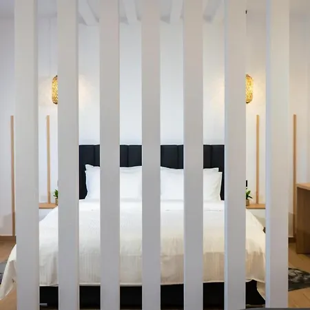 Centro Urban Suites B4 *
