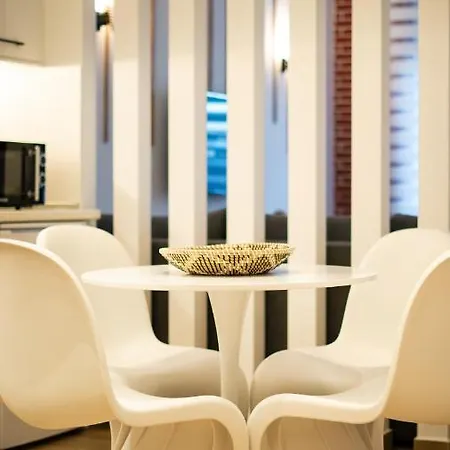 Centro Urban Suites B4 Καλαμπάκα