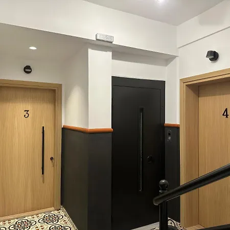 Centro Urban Suites B4 * Καλαμπάκα